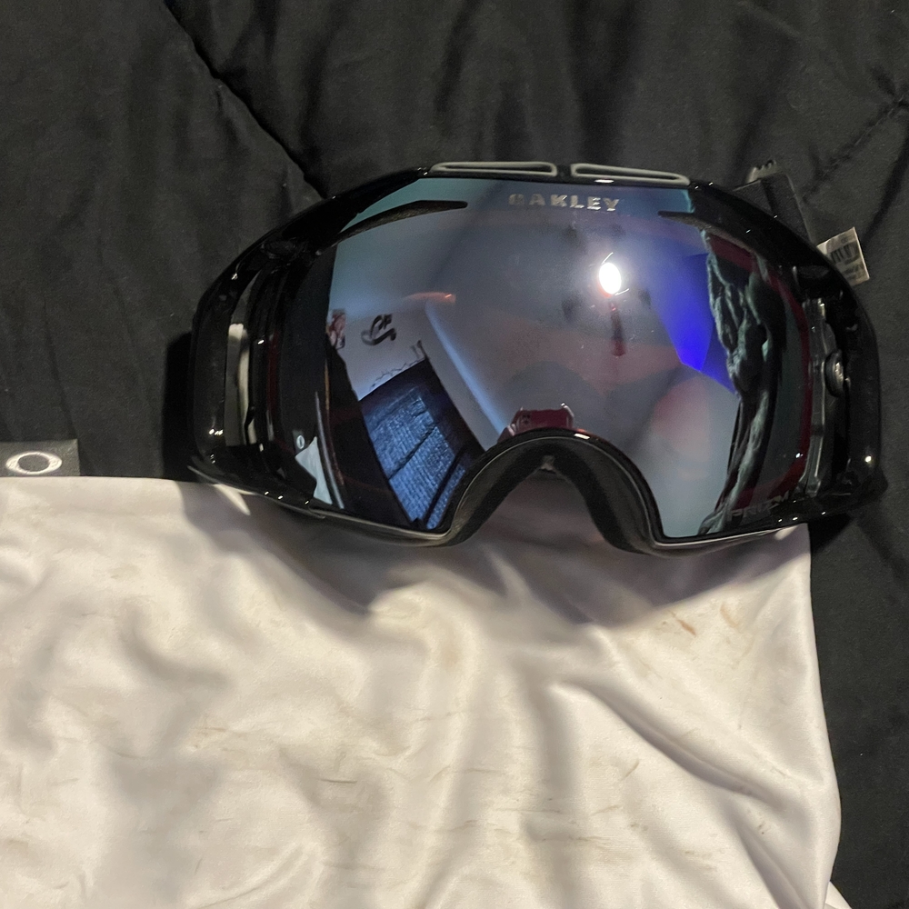 Oakley Black VR Goggles